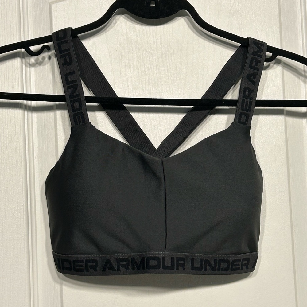 UNDER ARMOR Crossback Low Sports Bra💫